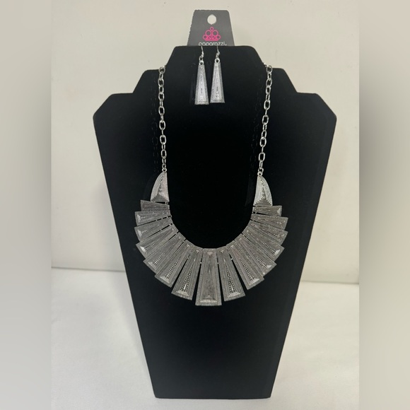 Jewelry Display Velvet - Picture 4 of 4